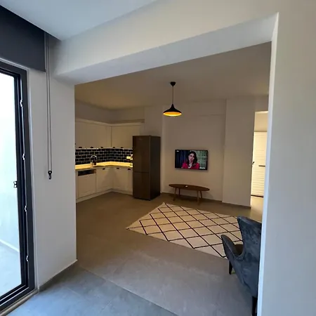 Freya Apartament *
